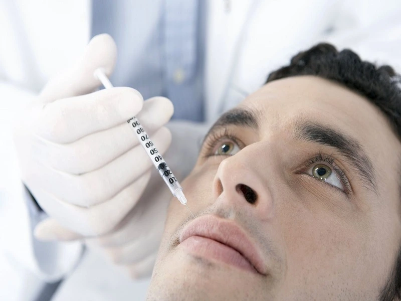 انتخاب فیلر صورت Juvéderm -https://dermatologyclinic.ir/