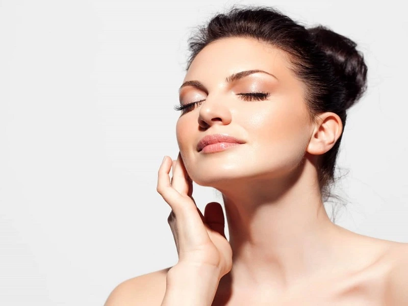 تفاوت فیلر های دیگر و ژل پروفایلو چیست؟https://dermatologyclinic.ir